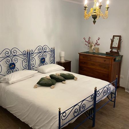 Casa Vacanze Il Borgo グッビオ エクステリア 写真
