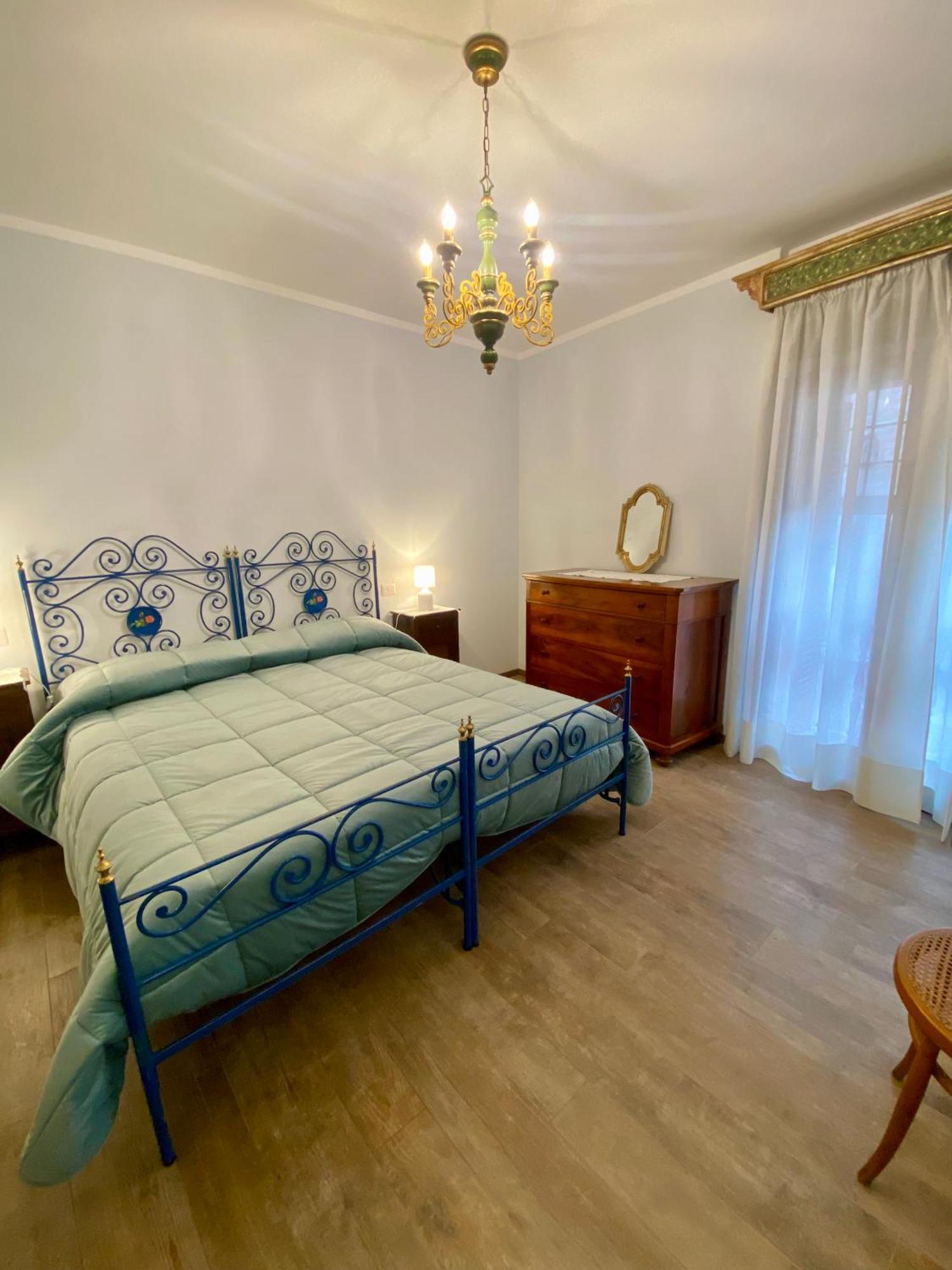 Casa Vacanze Il Borgo グッビオ エクステリア 写真
